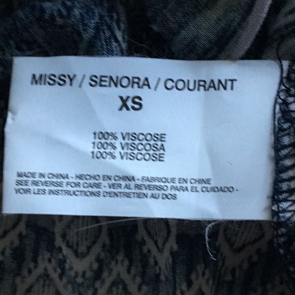 🔥 4/$20. Vintage America long sleeve tie top, XS - Picture 7 of 8